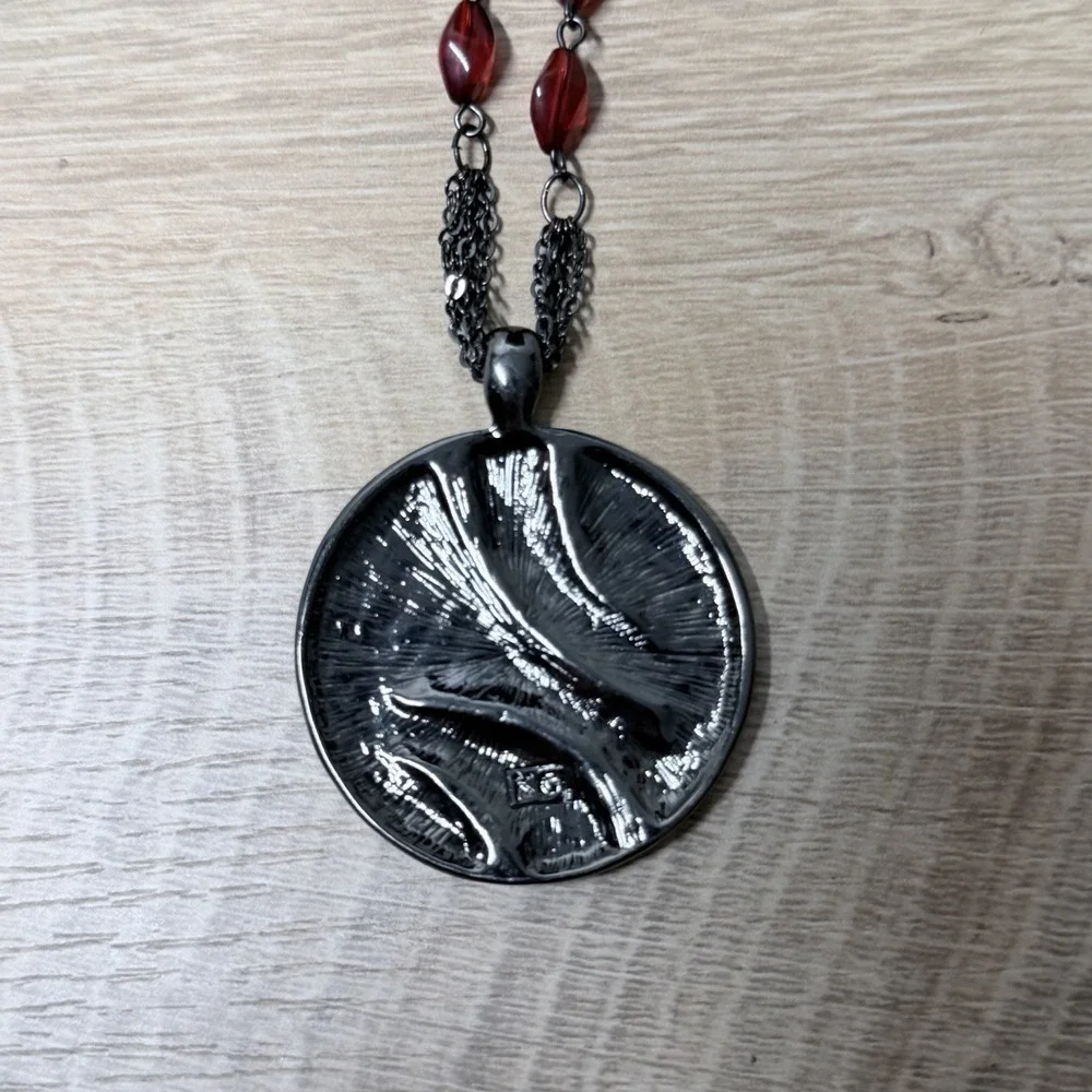 Red Statement Pendant Necklace Retro Glam Artistic Boho Runway Inspired‎ Jewelry